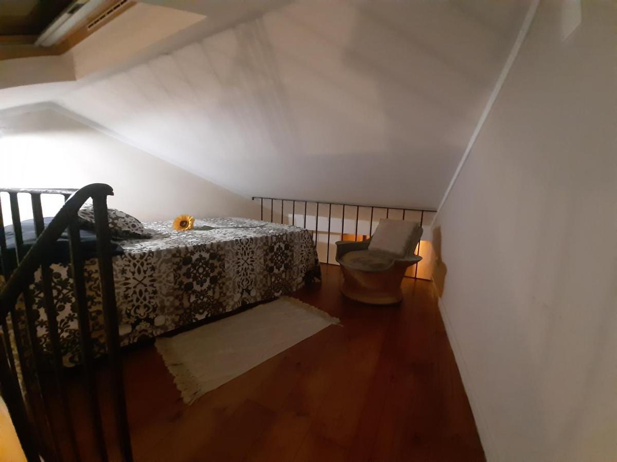 Unique Stylish House In Beautiful Graca Apartment Lisbon Luaran gambar